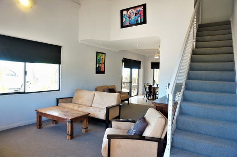 Ningaloo Breeze Villa 10 - Lismore Accommodation 0