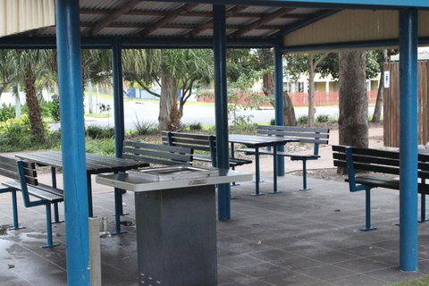 Five 3 Five - The Beachside Barracks - Lismore Accommodation 2