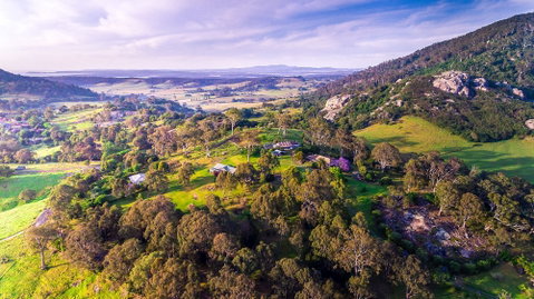 The Bryn At Tilba Family Cottage - Lismore Accommodation 1