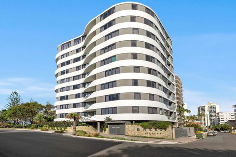 Breeze Mooloolaba - Lismore Accommodation 3