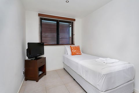 Beachfront Apartment With Ocean View - 4 - Lismore Accommodation 5