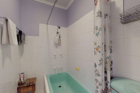 Arcadia Cottage - Lismore Accommodation 5