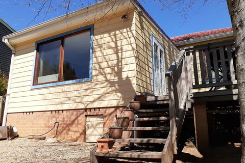 Arcadia Cottage - Lismore Accommodation 3