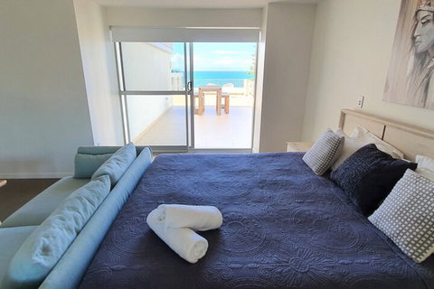 Surfers Chalet - Lismore Accommodation 7