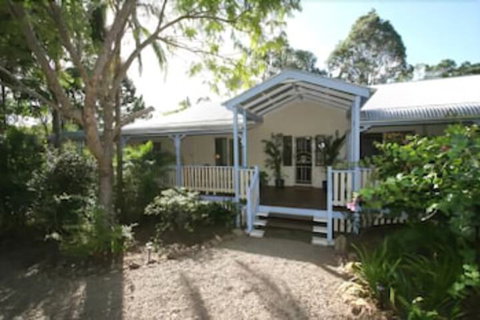 Noosa Country House - Lismore Accommodation 0