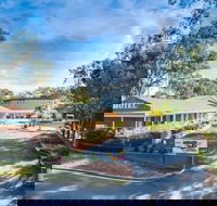 Commercial Golf Resort - Lismore Accommodation