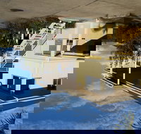 Hastings Cove Waterfront Holiday Apartments