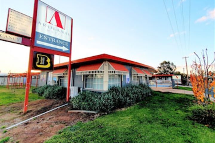 West Wyalong NSW Lismore Accommodation