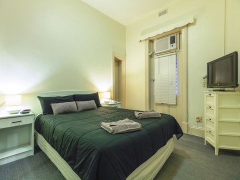 Grand Tasman Hotel - Lismore Accommodation 6