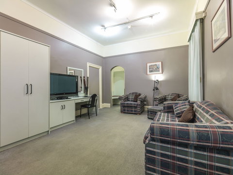 Grand Tasman Hotel - Lismore Accommodation 5