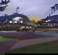 Grand Tasman Hotel - Lismore Accommodation