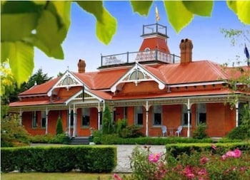 Ormiston House - Lismore Accommodation 0