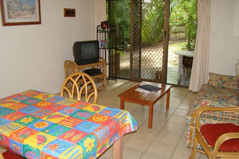 Noosa Yallambee Holiday Apartments - Lismore Accommodation 5