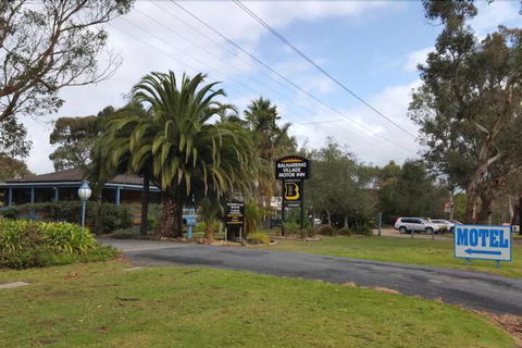 Balnarring Village Motor Inn - Lismore Accommodation 1