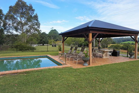 Milton Country Retreat The Chocolate Cottages - Lismore Accommodation 1