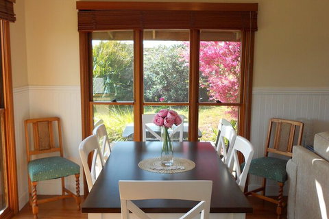Milton Country Retreat The Chocolate Cottages - Lismore Accommodation 6