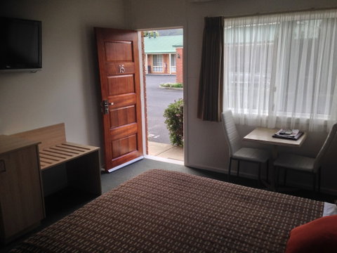 Beachcomber Motel And Apartments Apollo Bay - Lismore Accommodation 3