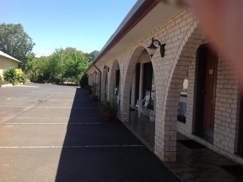 Forest Lodge Motor Inn & Restaurant - Lismore Accommodation 2