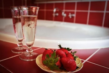 65 Main Daylesford - Hepburn Springs - Lismore Accommodation 3