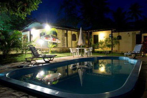 Emaroo Hotel Port Hughes - Lismore Accommodation 2