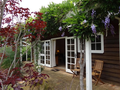 Big Brook Cottages - Lismore Accommodation 0