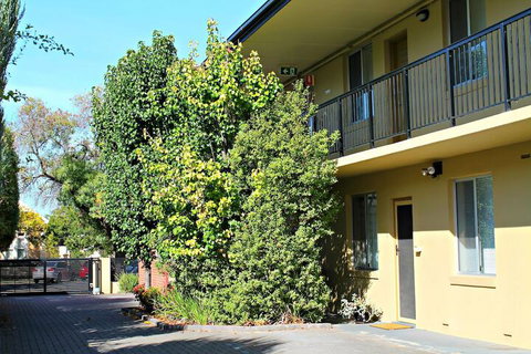 Adelaide DressCircle Apartments Childers Street - Lismore Accommodation 4