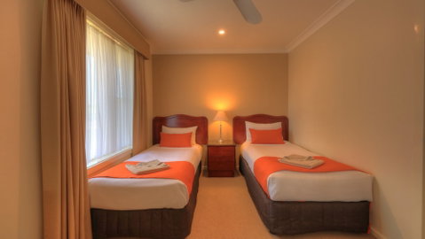 Endeavour Court Motor Inn - Lismore Accommodation 0