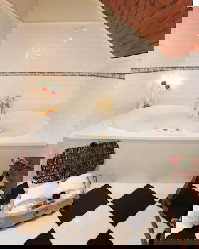 Mary Card's Coach House - Lismore Accommodation 3