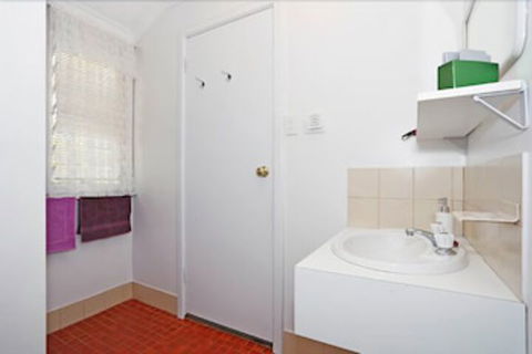 Jacaranda Guest House - Lismore Accommodation 4