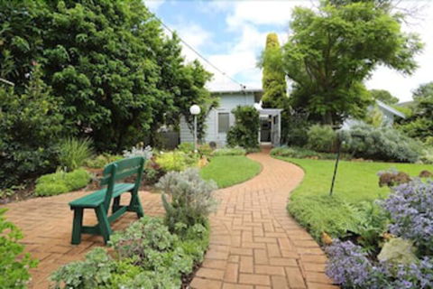 Jacaranda Guest House - Lismore Accommodation 0