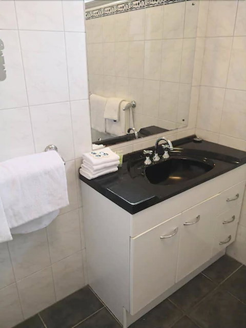 Dandenong Motel - Lismore Accommodation 4
