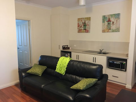 Hahndorf Oak Tree Cottages - Lismore Accommodation 4