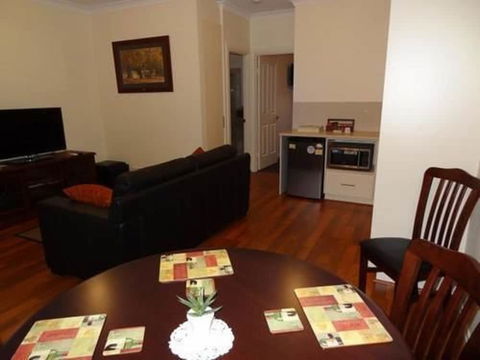 Hahndorf Oak Tree Cottages - Lismore Accommodation 6