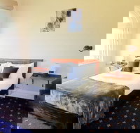 The Wharf Hotel Wynyard - Lismore Accommodation