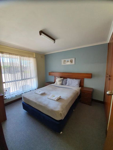 Beachport Motor Inn - Lismore Accommodation 5
