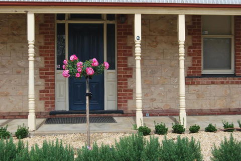 Jacaranda Cottage - Lismore Accommodation 5