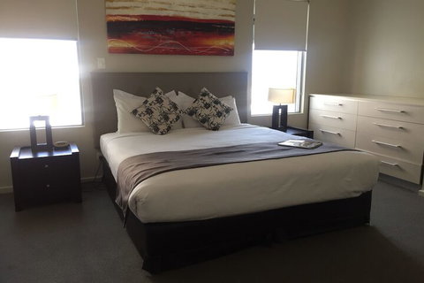One30 Esplanade Serviced Apartments - Lismore Accommodation 1