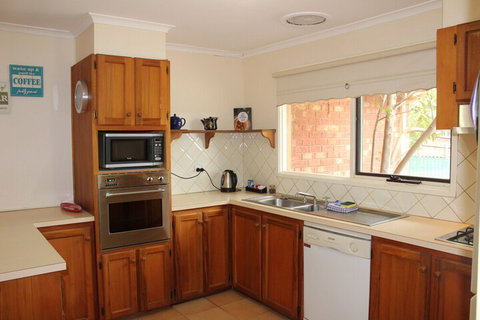 Australian Home Away At East Doncaster - Lismore Accommodation 2