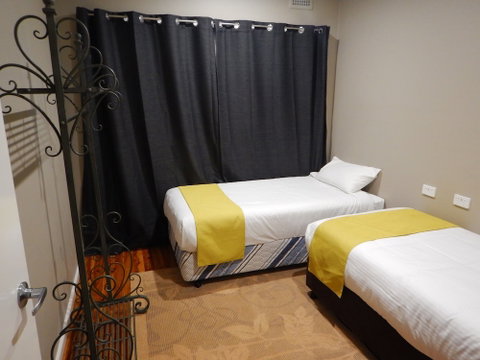 Manera Heights Apartment Motel - Lismore Accommodation 4