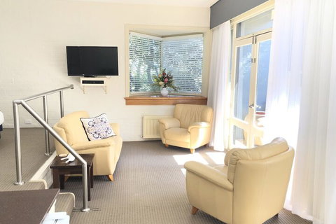 Briars Country Lodge - Lismore Accommodation 4