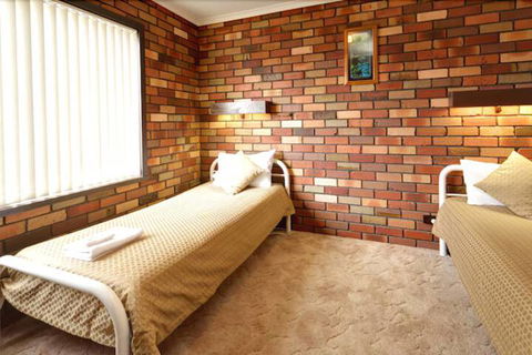 Belvoir Village Motel & Apartments Wodonga - Lismore Accommodation 3