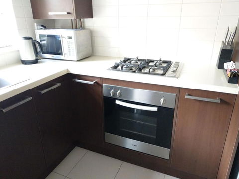 North Melbourne Retreat - Lismore Accommodation 5