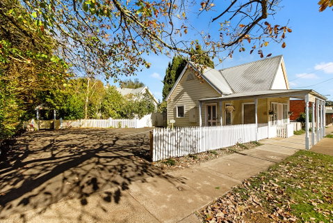 Gembrook Cottages - Lismore Accommodation 0