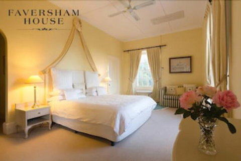 Faversham House - Lismore Accommodation 1