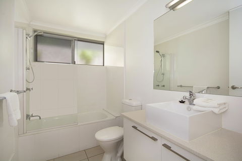 Jacaranda Noosa - Lismore Accommodation 6