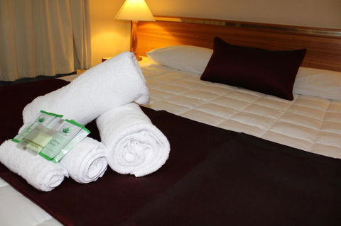 Tabourie Lake Motel - Lismore Accommodation 5