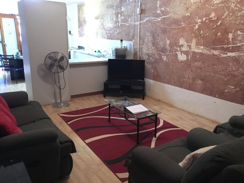 Desert View Apartments - Lismore Accommodation 6