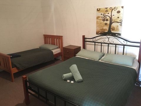 Desert View Apartments - Lismore Accommodation 5