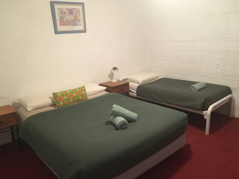 Desert View Apartments - Lismore Accommodation 3