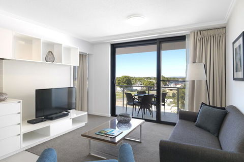 Oaks Mackay Carlyle Suites - Lismore Accommodation 6